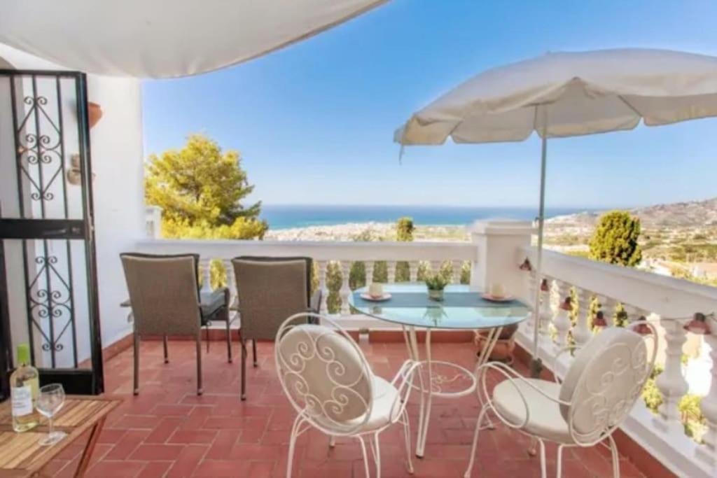 Precioso Apartamento Mandarinos Con Vistas Al Mar Nerja Esterno foto