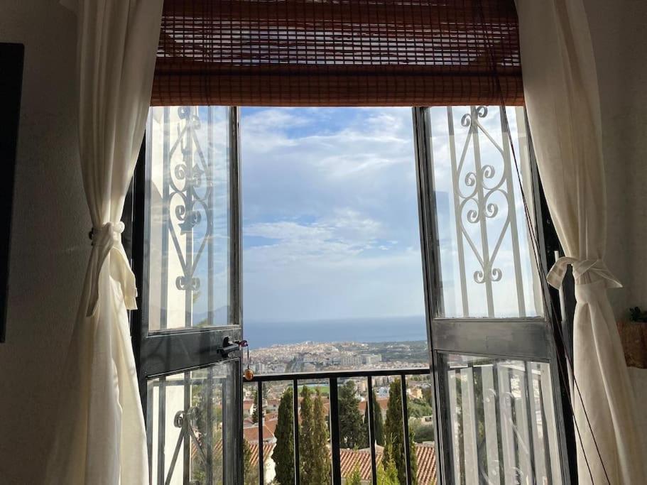 Precioso Apartamento Mandarinos Con Vistas Al Mar Nerja Esterno foto