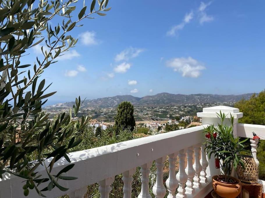 Precioso Apartamento Mandarinos Con Vistas Al Mar Nerja Esterno foto