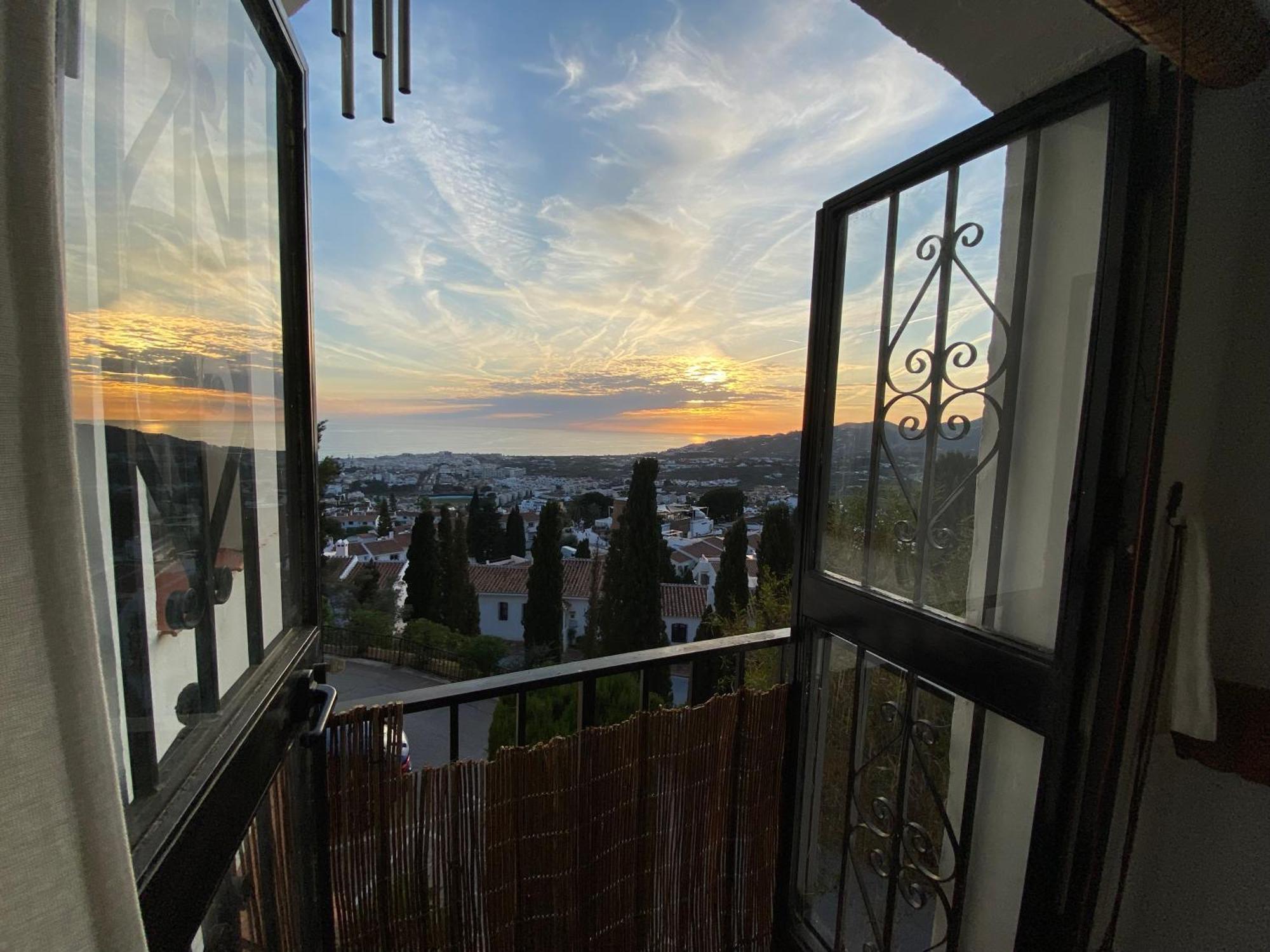 Precioso Apartamento Mandarinos Con Vistas Al Mar Nerja Esterno foto